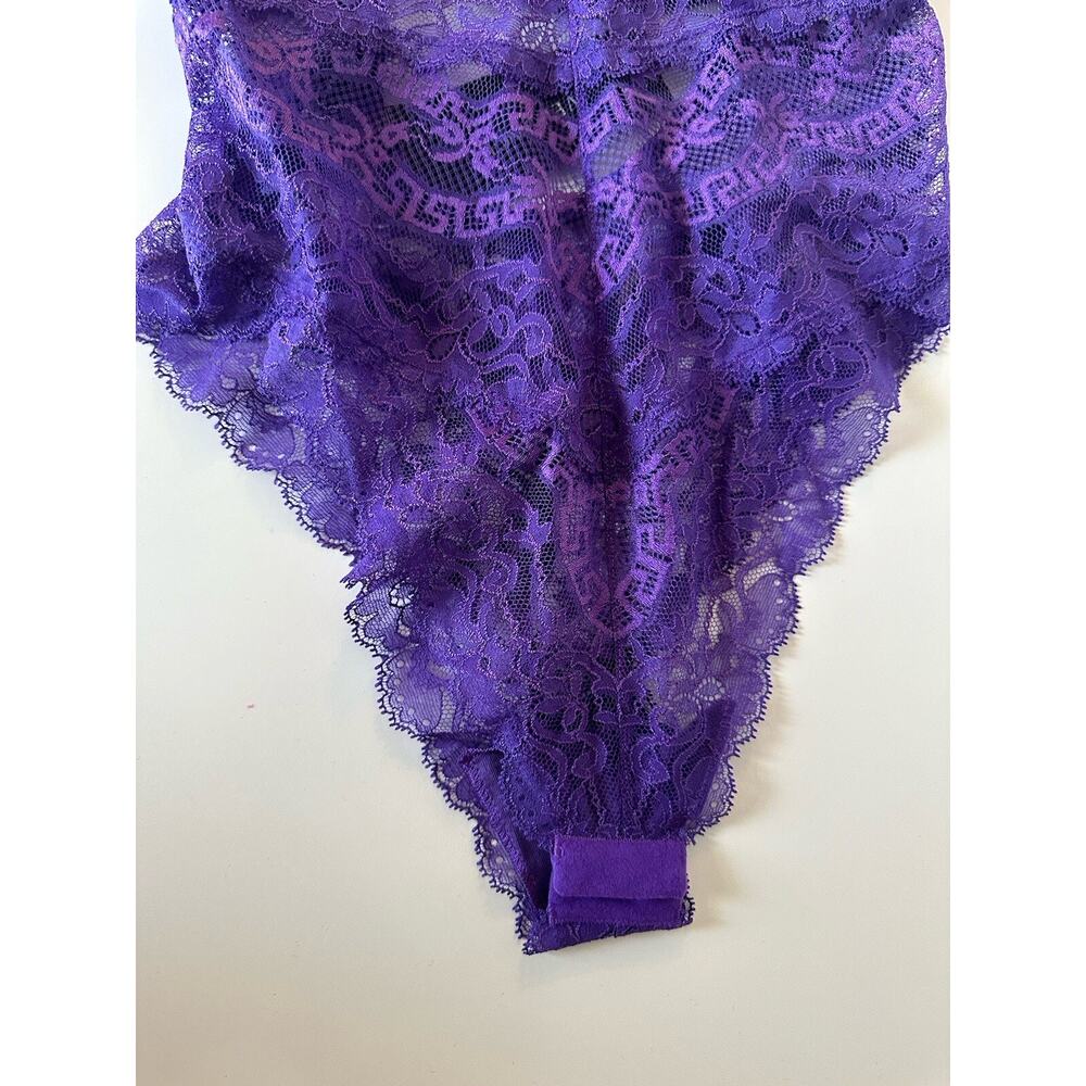 Versace Women’s Greek Key Purple Sleeveless Bodysuit 1C Italy 1010113 NWT - Picture 4 of 10